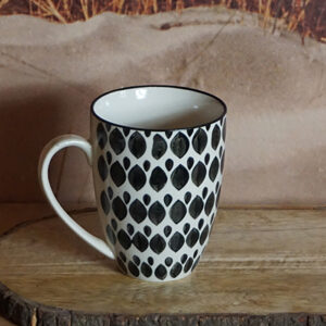 mug noir et blanc Etxe Mia!