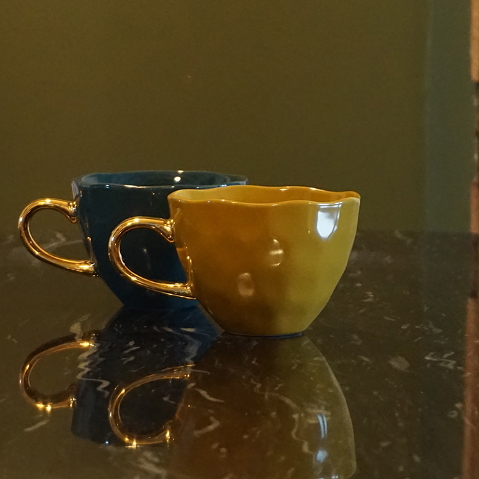 tasse à thé en porcelaine ambre et anse dorée Etxe Mia!