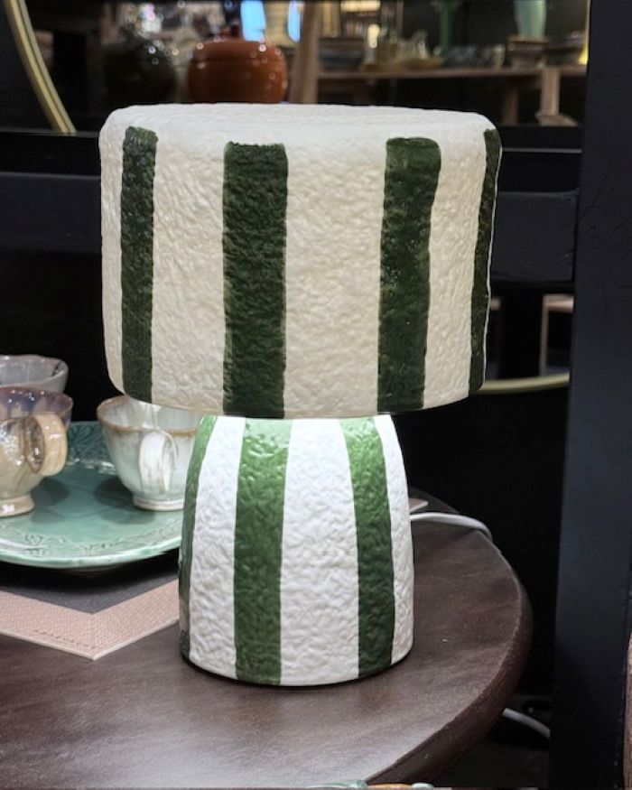 lampe en porcelaine rayée verte Etxe Mia!