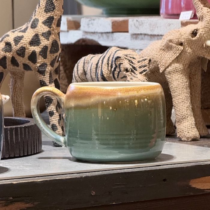 tasse en grès verte émaillée Etxe Mia!