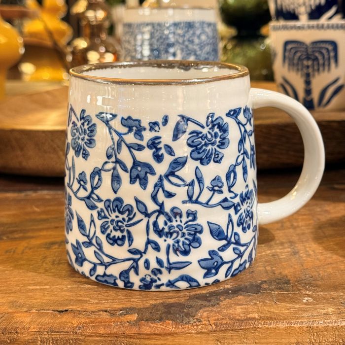 mug en grès motifs fleurs bleues Etxe Mia!